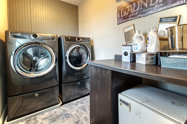 1472 S Saddlebrook Ln, Minooka, IL 60447 - washroom featuring separate washer and dryer