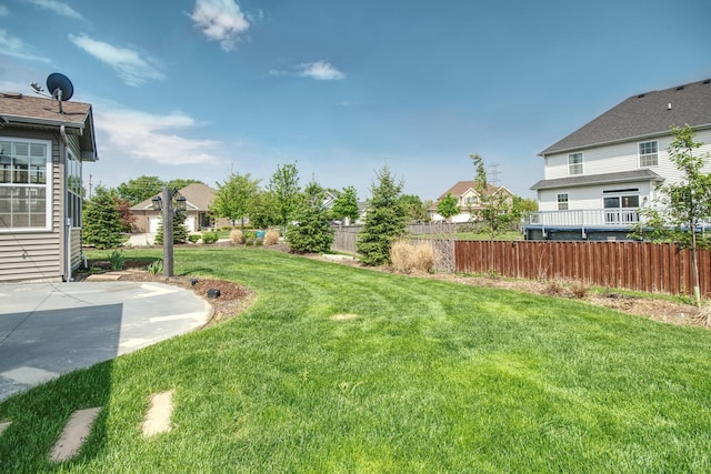 1472 S Saddlebrook Ln, Minooka, IL 60447 - view of yard with a patio and a residential view