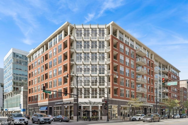 1001 W Madison St Unit 211, Chicago, IL 60607 - view of property