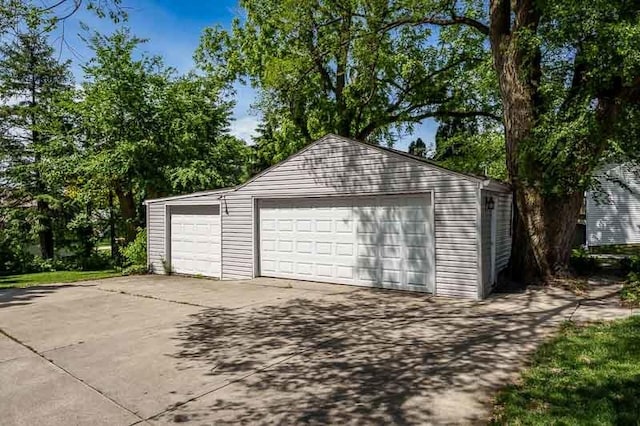 3803 Charles St, Rockford, IL 61108 - view of detached garage