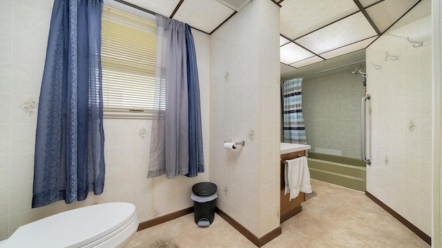 113 Maple Ave, Mount Morris, IL 61054 - full bath featuring shower / tub combo, toilet, tile walls, and vanity