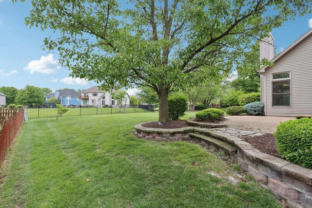 548 Asbury Dr, Aurora, IL 60502 - view of yard