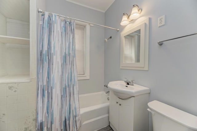 6834 S Rockwell St, Chicago, IL 60629 - bathroom with toilet, shower / tub combo, and vanity