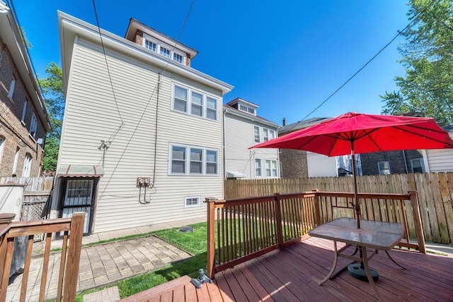 6834 S Rockwell St, Chicago, IL 60629 - view of deck