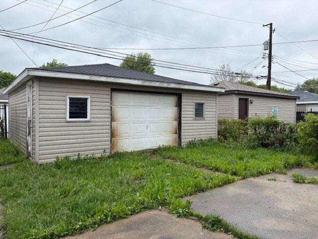 8834 S E End Ave, Chicago, IL 60617 - view of detached garage
