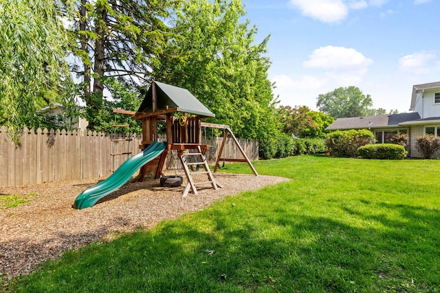 2510 Marian Ln, Wilmette, IL 60091 - view of jungle gym