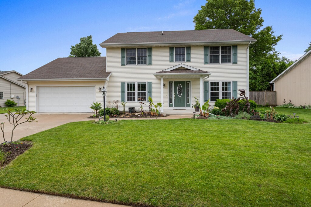 1912 Oak Park Dr, Champaign, IL 61822 - photo 1