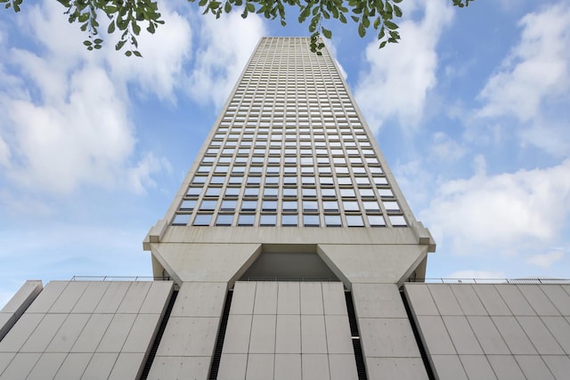 111 E Chestnut St Unit 24C, Chicago, IL 60611 - view of property