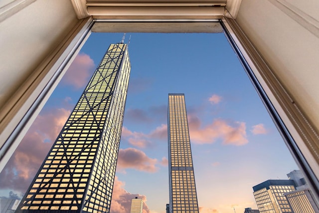 111 E Chestnut St Unit 24C, Chicago, IL 60611 - detailed view of a city view
