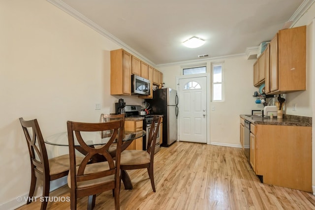 2556 W Rosemont Ave Unit 1, Chicago, IL 60659 - photo 6