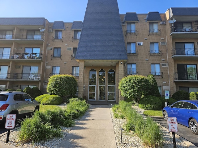 931 W Arquilla Dr Unit 415, Glenwood, IL 60425 - photo 1