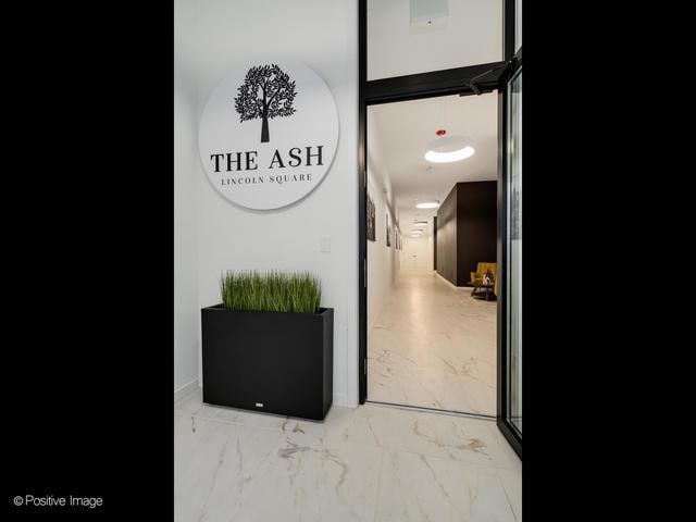2354 W Farragut Ave Unit Ph-404, Chicago, IL 60625 - detailed view