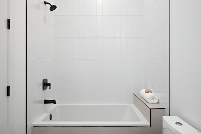 2354 W Farragut Ave Unit Ph-404, Chicago, IL 60625 - bathroom with toilet and  shower combination
