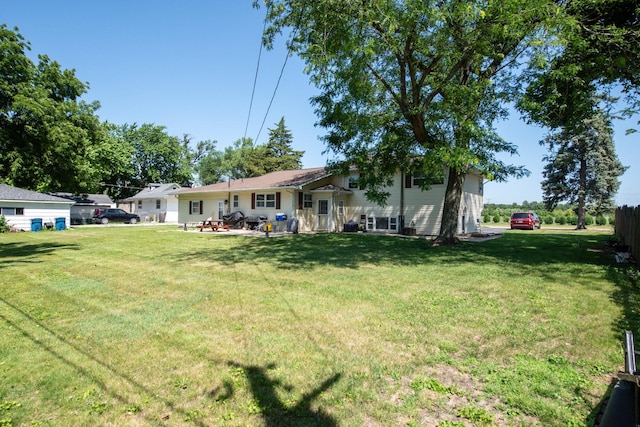 2105 Caton Farm Rd, Crest Hill, IL 60403 - view of green lawn