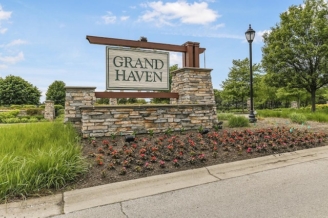608 Bridgeman Ln, Romeoville, IL 60446 - view of community / neighborhood sign