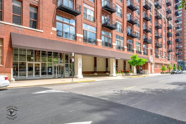 360 W Illinois St Unit 114, Chicago, IL 60654 - view of apartment building / complex