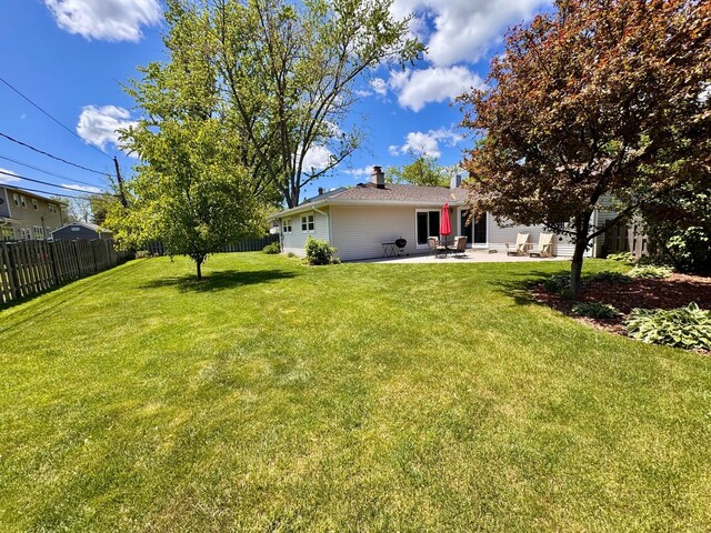 1805 E Tano Ln, Mount Prospect, IL 60056 - view of yard featuring a patio area
