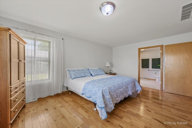 14 Devonshire Ct, Grayslake, IL 60030 - bedroom featuring light wood-style flooring