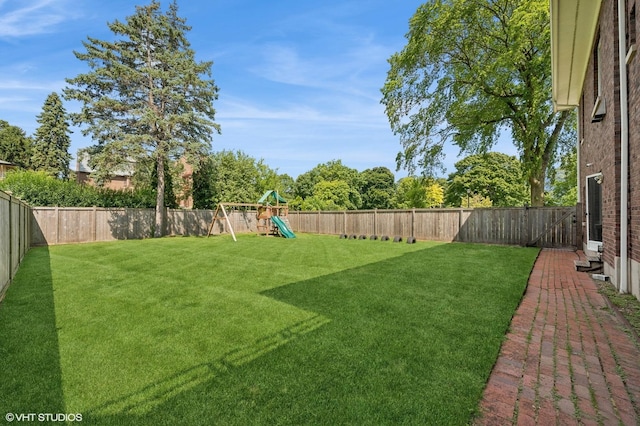 90 Kedzie St, Evanston, IL 60202 - view of yard featuring a playground