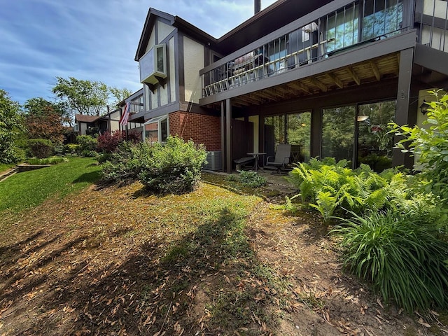 258 Brookside Ln Unit B, Willowbrook, IL 60527 - view of side of property featuring brick siding