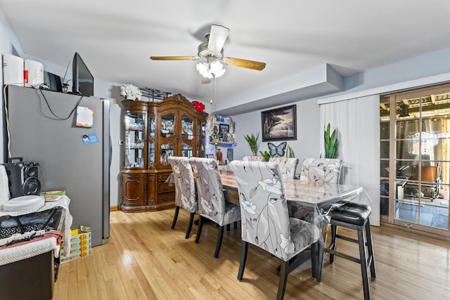 1520 Pennsylvania Ave, Des Plaines, IL 60018 - dining space with light wood-style floors and a ceiling fan