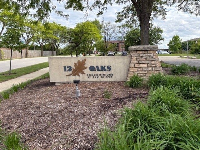700 Perrie Dr Unit 416, Elk Grove Village, IL 60007 - photo 2