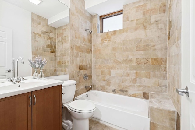 921 N Honore St Unit B, Chicago, IL 60622 - full bath featuring vanity, washtub / shower combination, and toilet