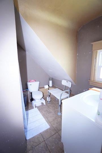 1711 S 4th St, Rockford, IL 61104 - bathroom with vanity and tile patterned flooring
