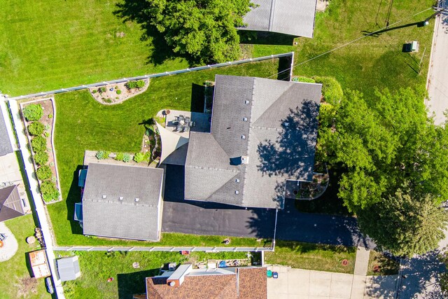 10 N Broadview Ave, Lombard, IL 60148 - drone / aerial view
