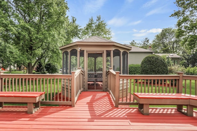 801 Fieldale Ln, Grayslake, IL 60030 - deck with a sunroom
