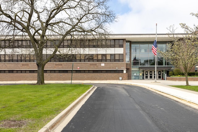 9330 Kolmar Ave, Skokie, IL 60076 - view of building exterior