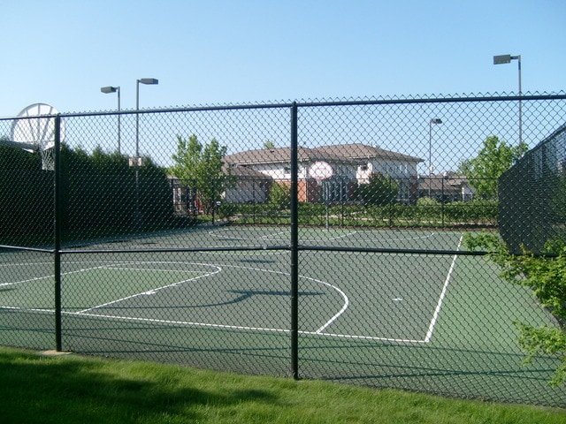 520 Carriage Way S, Elgin, IL 60177 - view of sport court with community basketball court