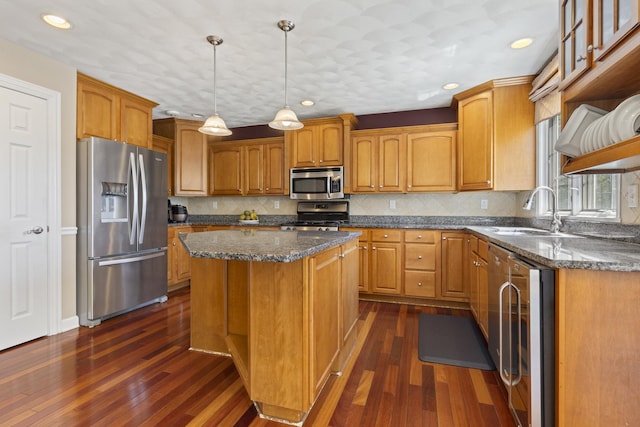 407 Muirfield Close, Poplar Grove, IL 61065