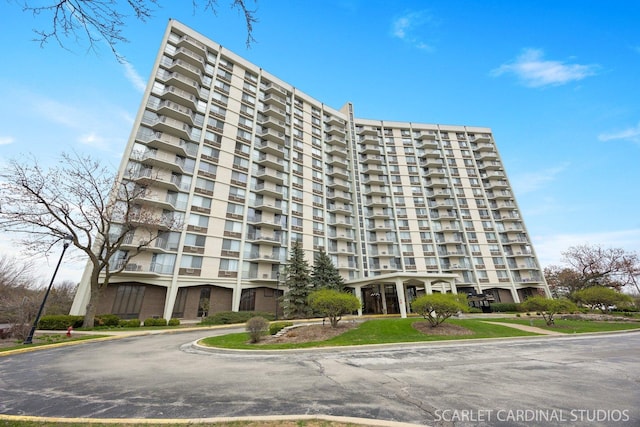 40 N Tower Rd Unit 5B, Oak Brook, IL 60523 - view of apartment building / complex