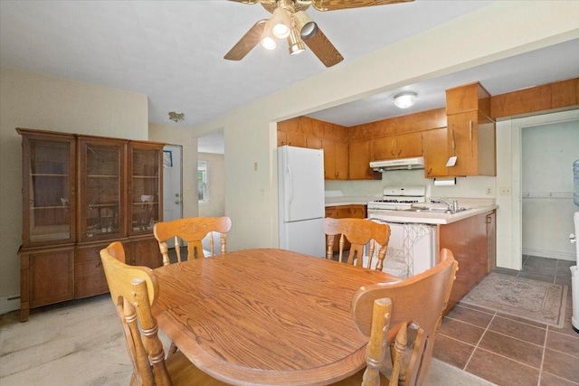 37519 N N Ave, Beach Park, IL 60087 - dining area featuring a ceiling fan