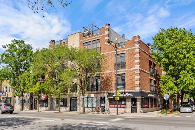 2207 N Western Ave Unit 2C, Chicago, IL 60647 - view of building exterior