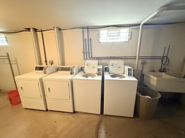 22633 Pleasant Dr Unit 11B, Richton Park, IL 60471 - laundry area with washer and clothes dryer