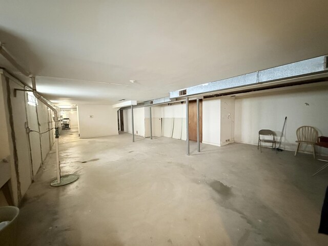 22633 Pleasant Dr Unit 11B, Richton Park, IL 60471 - view of below grade area