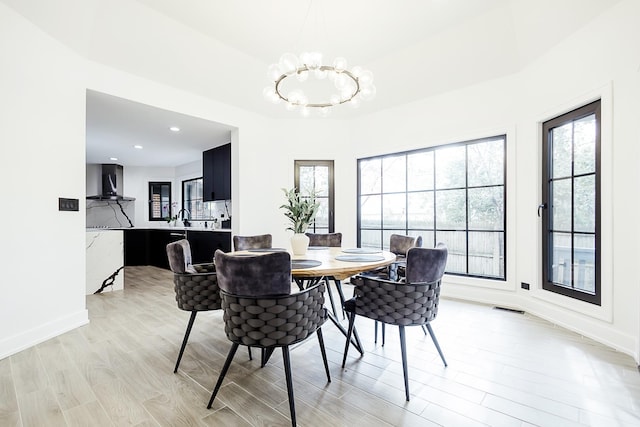 1620 Devonshire Ln, Lake Forest, IL 60045 - dining room featuring a chandelier, light wood-style floors, baseboards, and recessed lighting