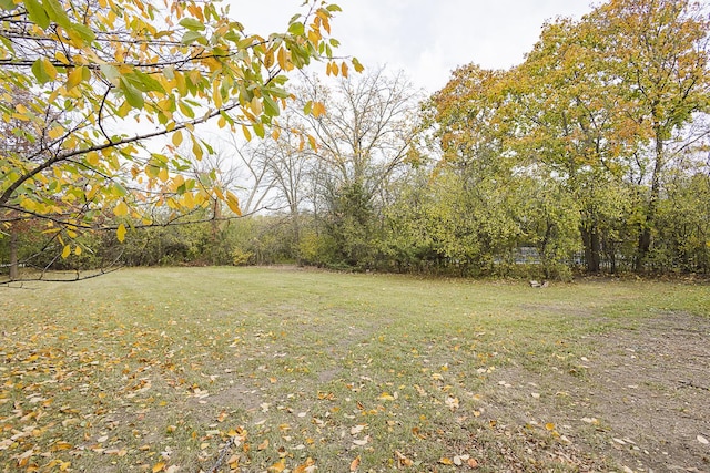 1620 Devonshire Ln, Lake Forest, IL 60045 - view of grassy yard