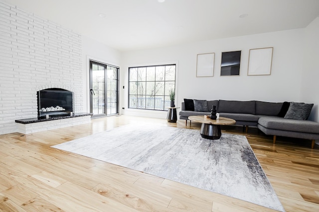 1620 Devonshire Ln, Lake Forest, IL 60045 - living room with wood finished floors and a brick fireplace