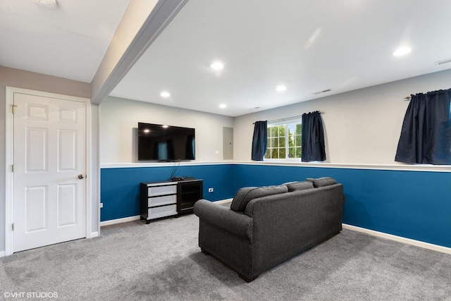 822 Foster Ave, Lake Bluff, IL 60044 - living room with carpet, recessed lighting, and baseboards