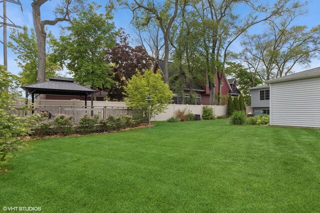 822 Foster Ave, Lake Bluff, IL 60044 - view of yard featuring a gazebo