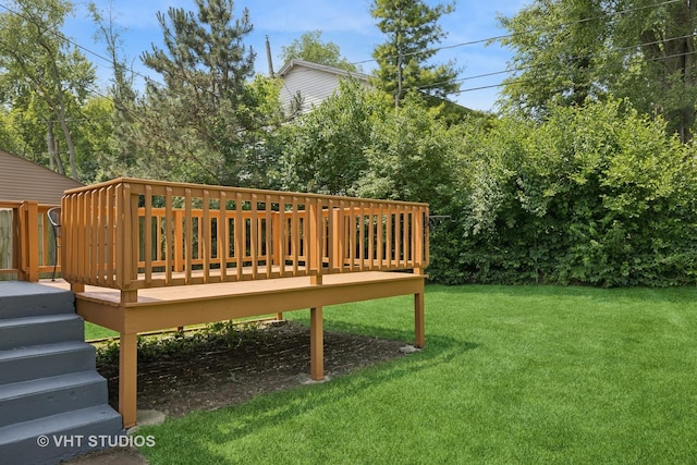 415 W N Blvd, Mchenry, IL 60051 - deck with a lawn