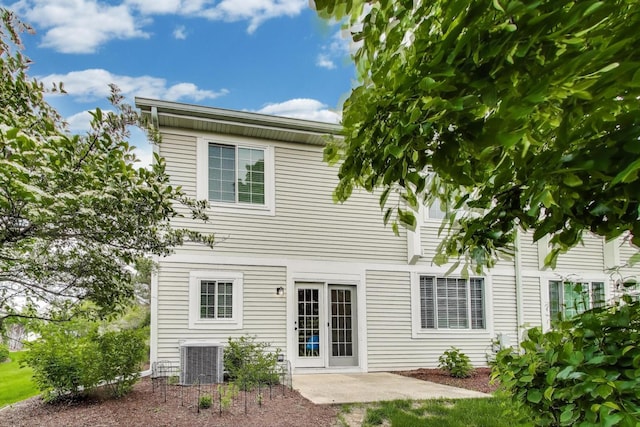 31905 Millard Cir, Warrenville, IL 60555 - back of property with cooling unit