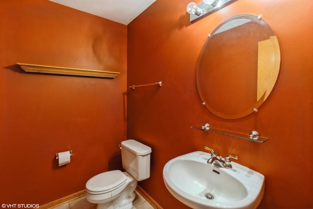 1292 Georgetown Way Unit 1292, Vernon Hills, IL 60061 - half bath featuring a sink and tile patterned floors