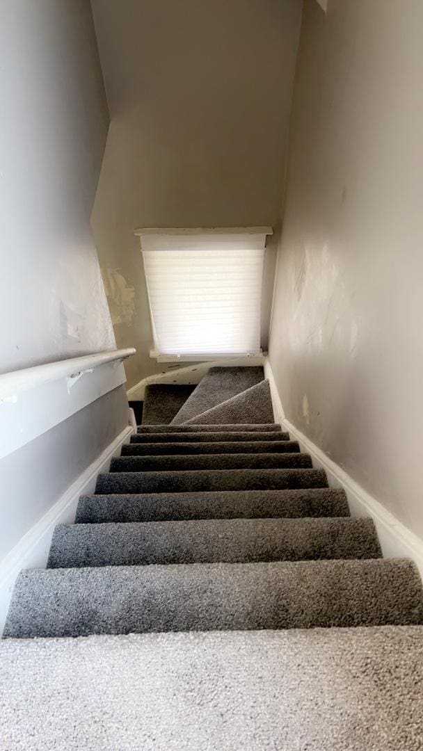 10643 S Calhoun Ave, Chicago, IL 60617 - stairs with baseboards