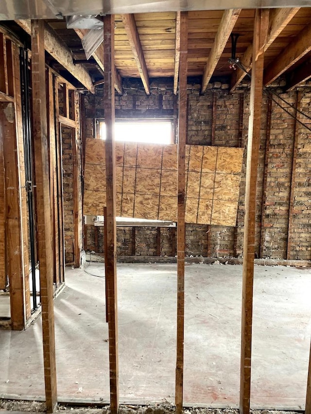 1116 W Marquette Rd, Chicago, IL 60621 - miscellaneous room featuring a ceiling fan