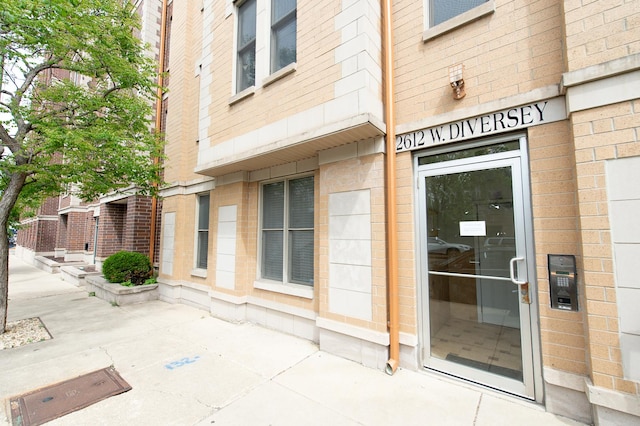 2612 W Diversey Ave Unit 101, Chicago, IL 60647 - view of exterior entry