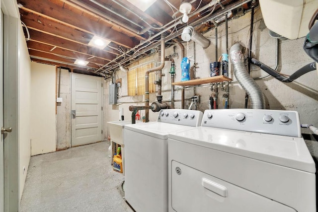 11400 S Ridgeland Ave, Worth, IL 60482 - washroom featuring separate washer and dryer and electric panel